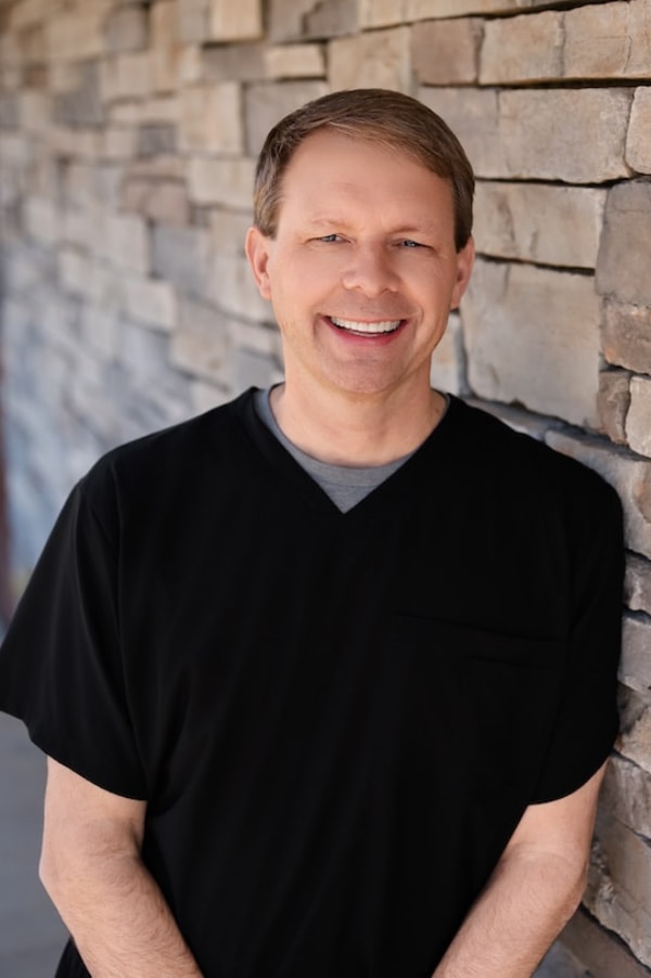 Family Dentist Greenville South Carolina - Dr. Keenan Smith